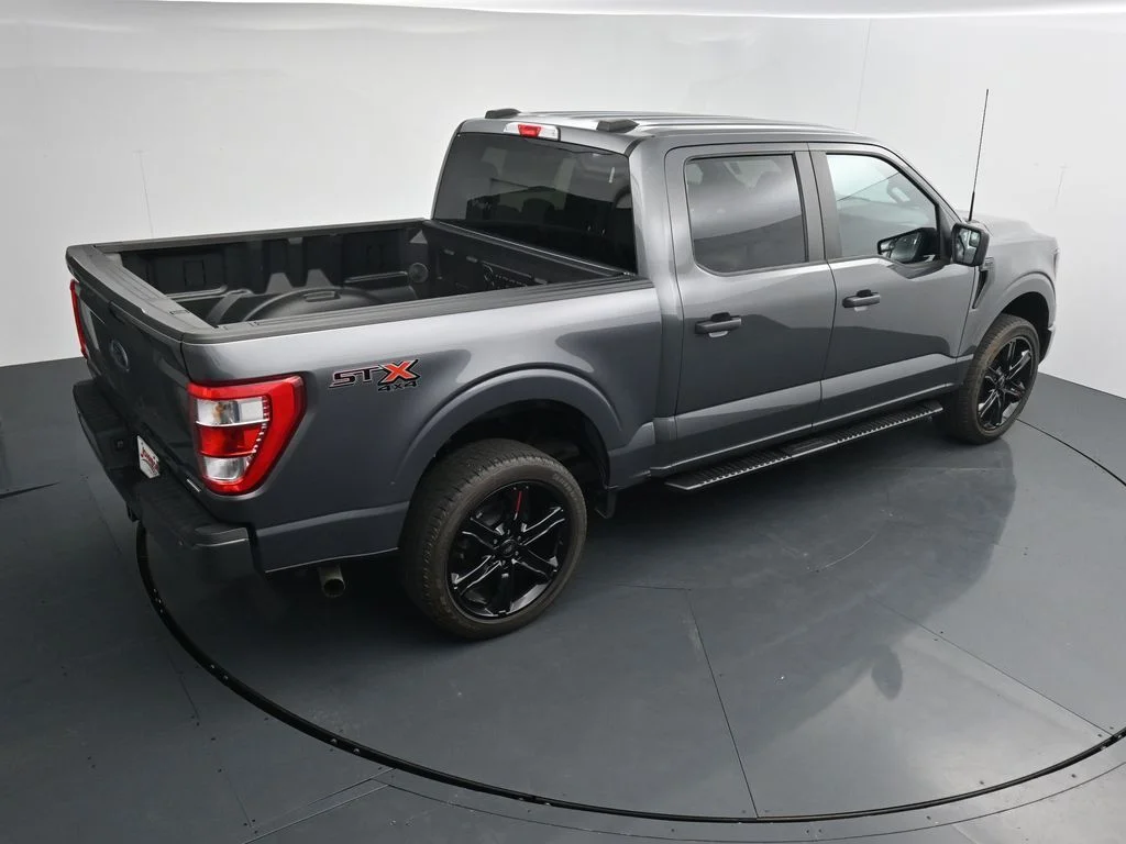 Used 2023 Gray Ford XL image 29