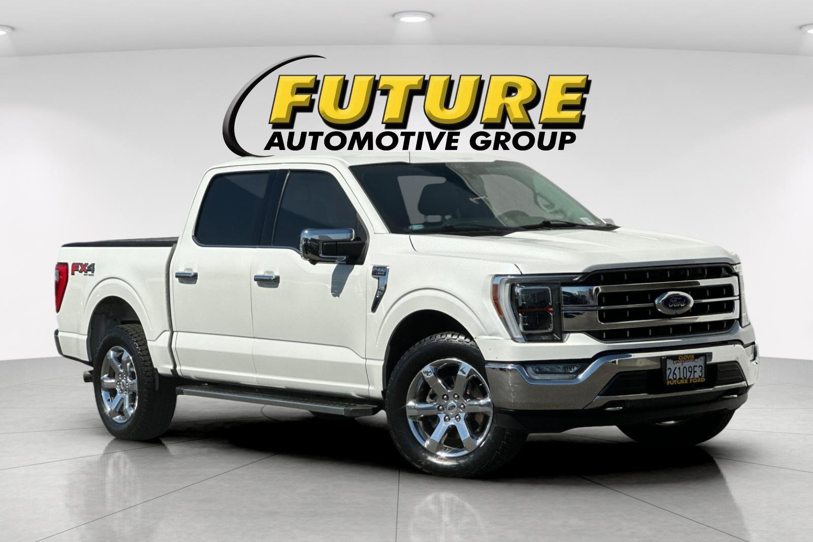 Used 2021 White Ford Lariat image 1