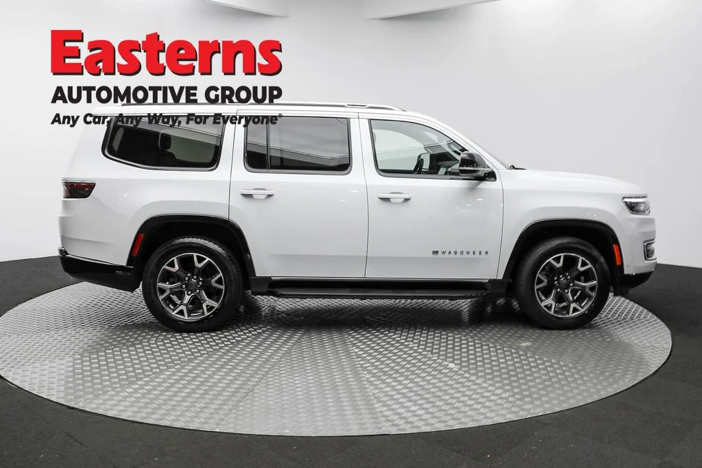 Used 2023 White Jeep Series III image 4