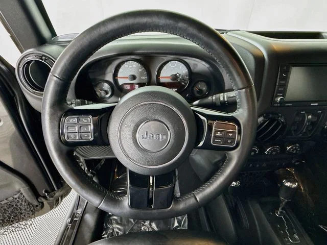 Used 2017 Gray Jeep Unlimited Sahara image 11