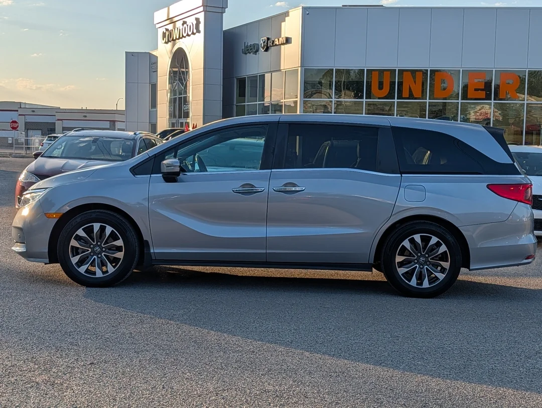 Certified Used 2022 Grey Honda EX-L NAV - - FWD - Power Sliding Doors & Liftgate - Sunroof - Leather - Heated Seats & More! image 5