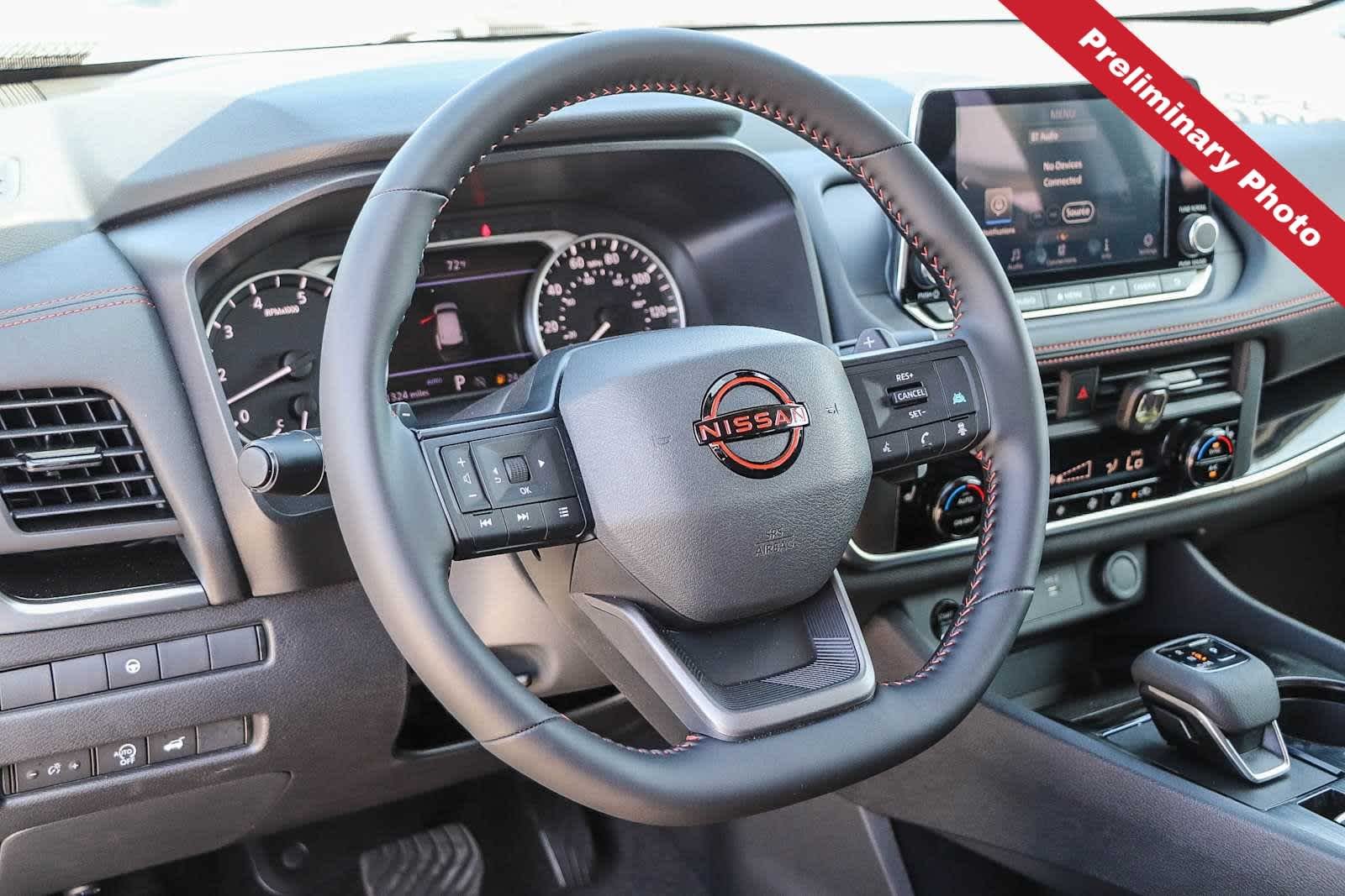 Used 2026 Everest White Pearl Tricoat Nissan Rock Creek image 16