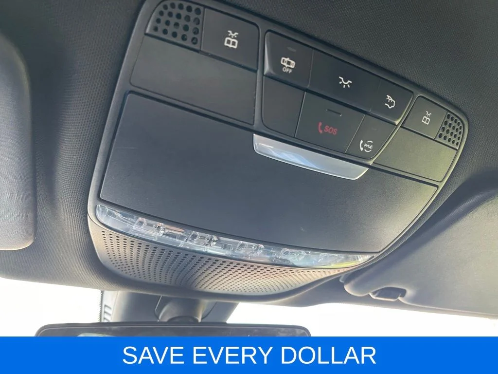 Used 2020  Mercedes-Benz GLC 300 image 23
