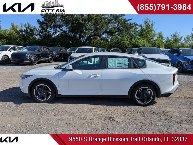 New 2026 Snow White Pearl Kia EX image 1