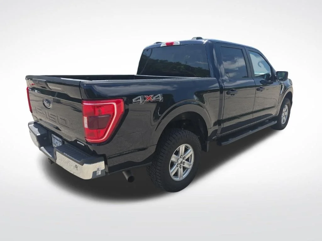 Used 2021 Blue Ford XLT image 5