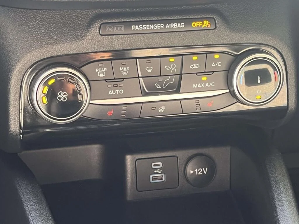 Certified Used 2022 Carbonized Gray Ford SE image 27