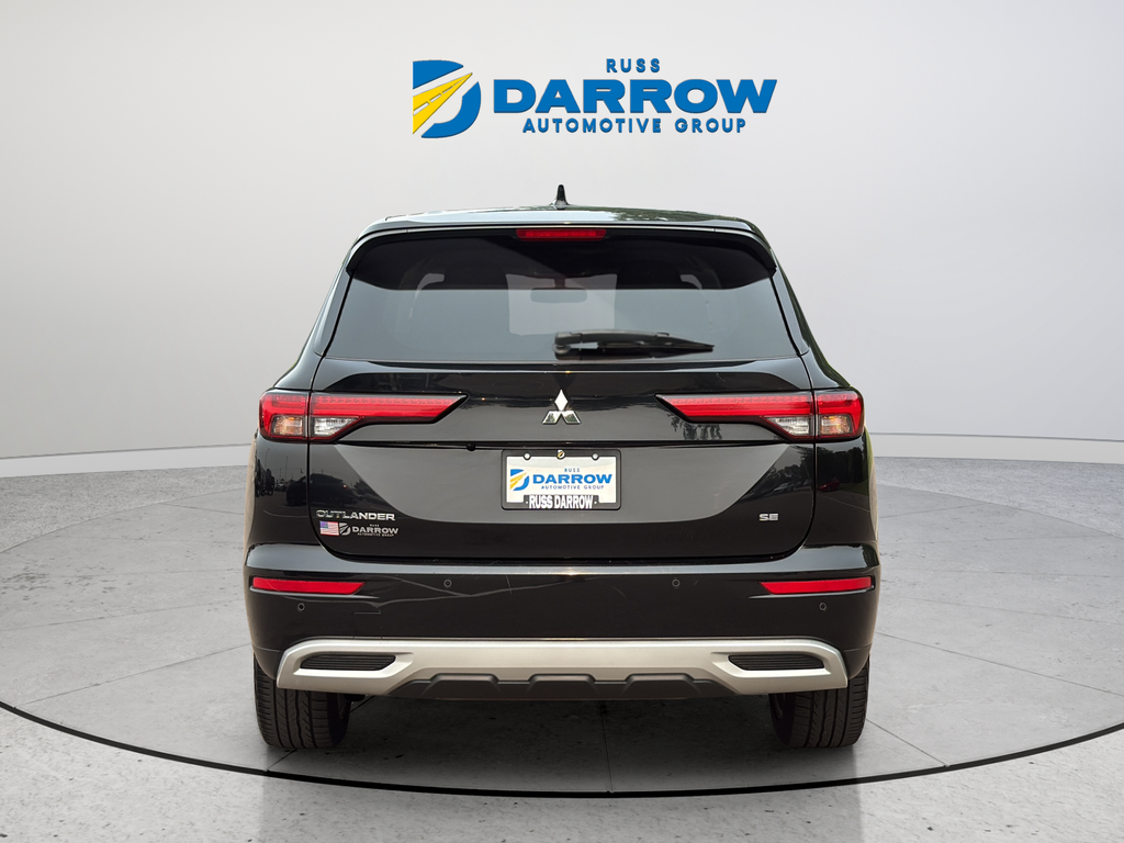 Used 2024 Black Mitsubishi SE image 4