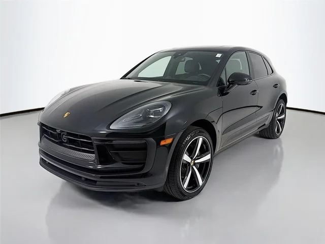 2023 Porsche Macan T