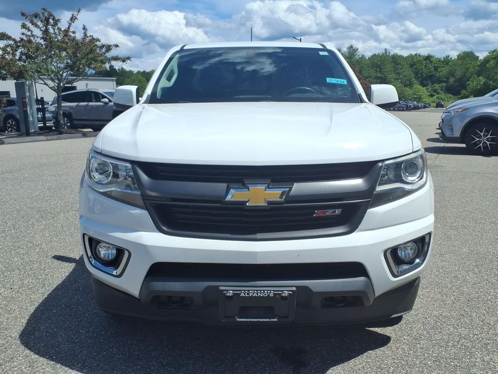 Used 2018 White Chevrolet Z71 image 3