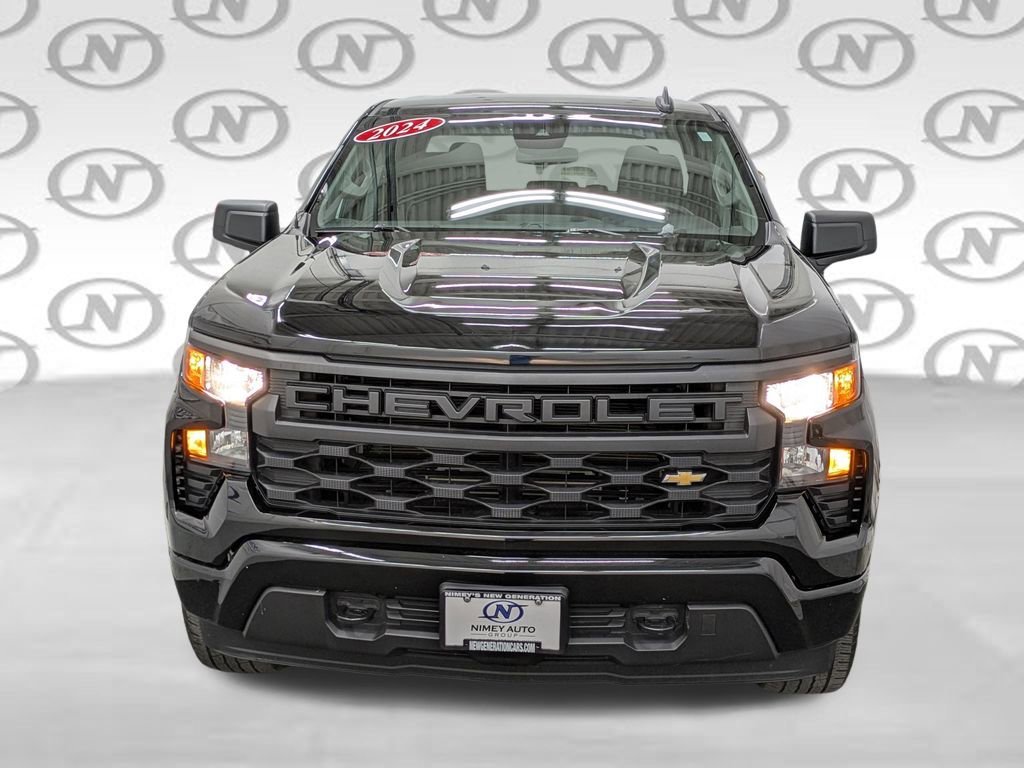 Used 2024 Black Chevrolet Custom image 20