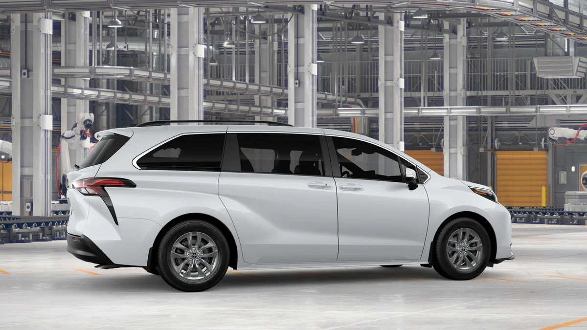 New 2026 Ice Cap Toyota LE image 11