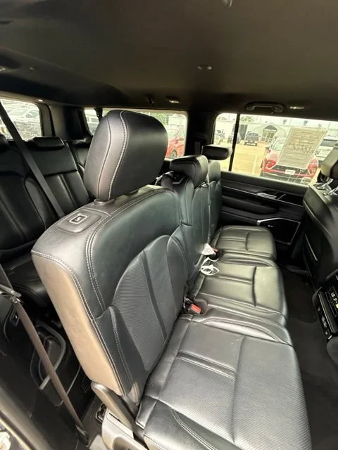 2024 Jeep Wagoneer L Series II - Photo 24