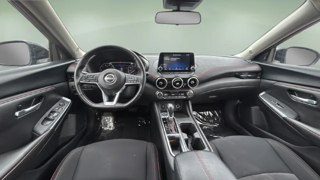 Used 2025  Nissan SR image 16