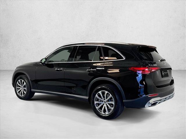 New 2026 Black Mercedes-Benz GLC 300 image 37