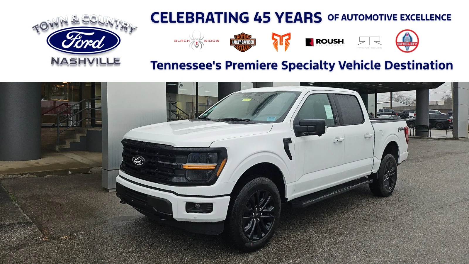 New 2026 Oxford White Ford XLT 4WD image 1