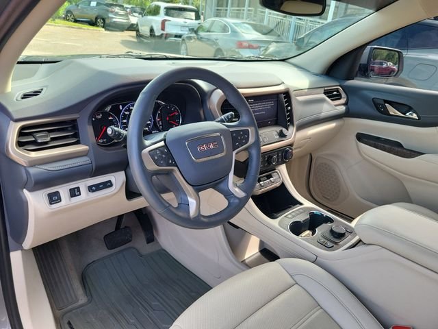 Used 2023 Silver GMC Denali image 13