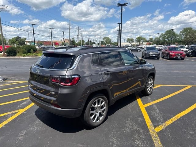 Certified Used 2024 Gray Jeep Latitude Lux image 4