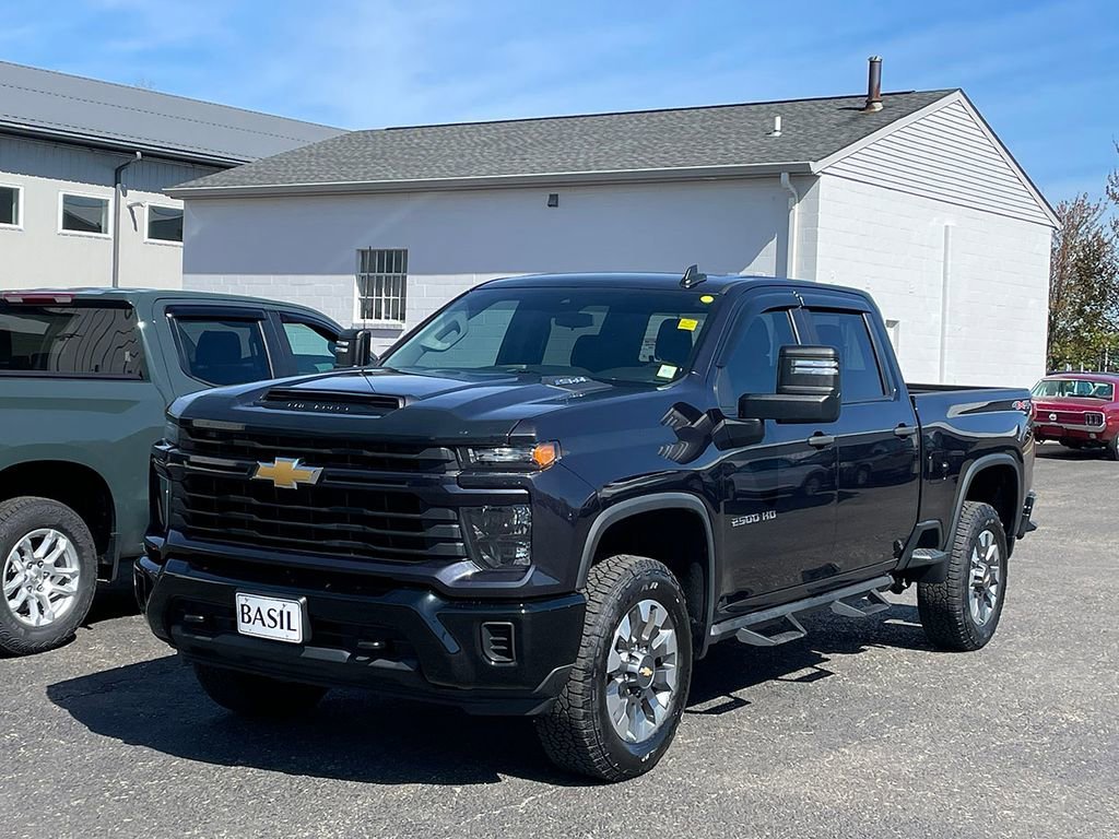 2024 Chevrolet Silverado 2500HD Custom - Photo 8