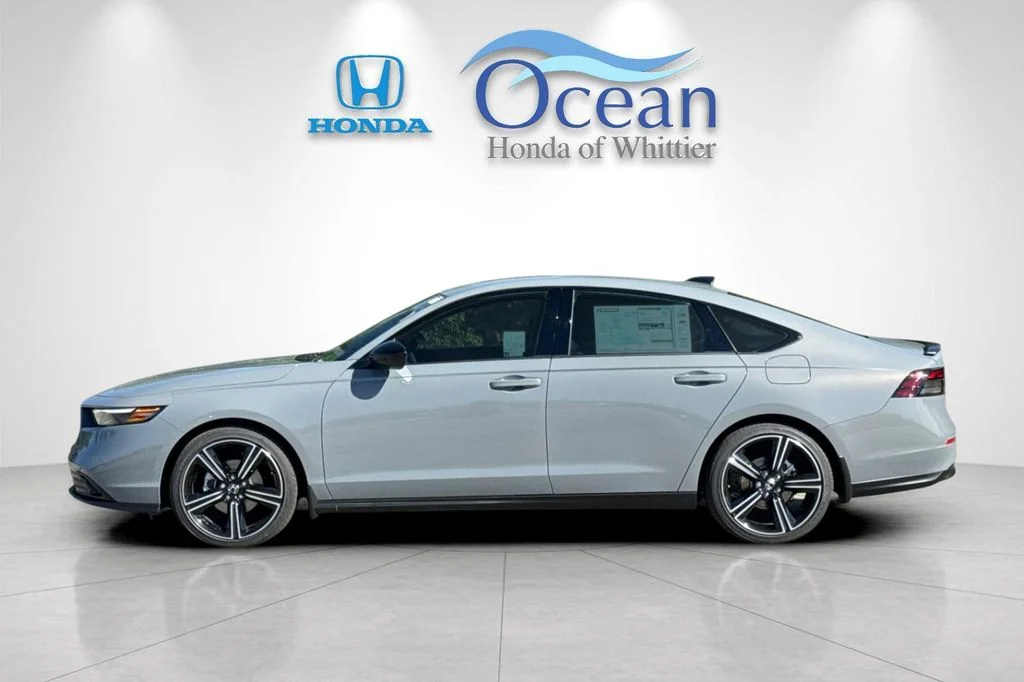 New 2026 Urban Gray Pearl Honda SE image 7