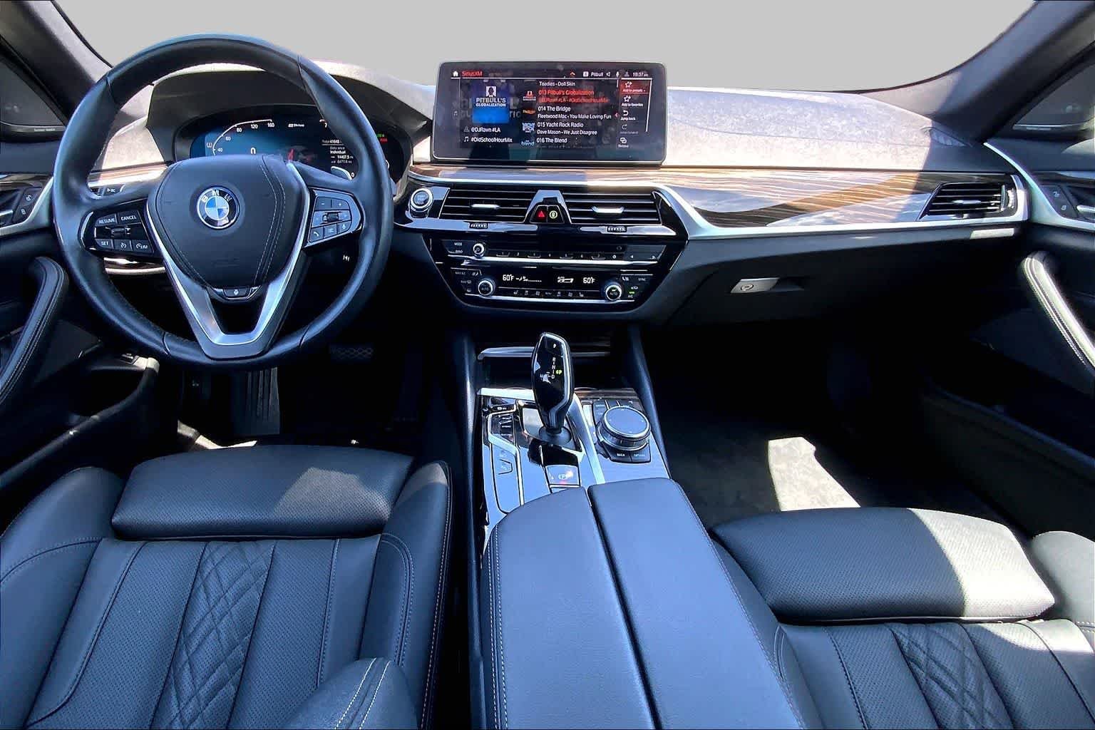 Used 2023 Black Sapphire Metallic BMW 530e xDrive image 16