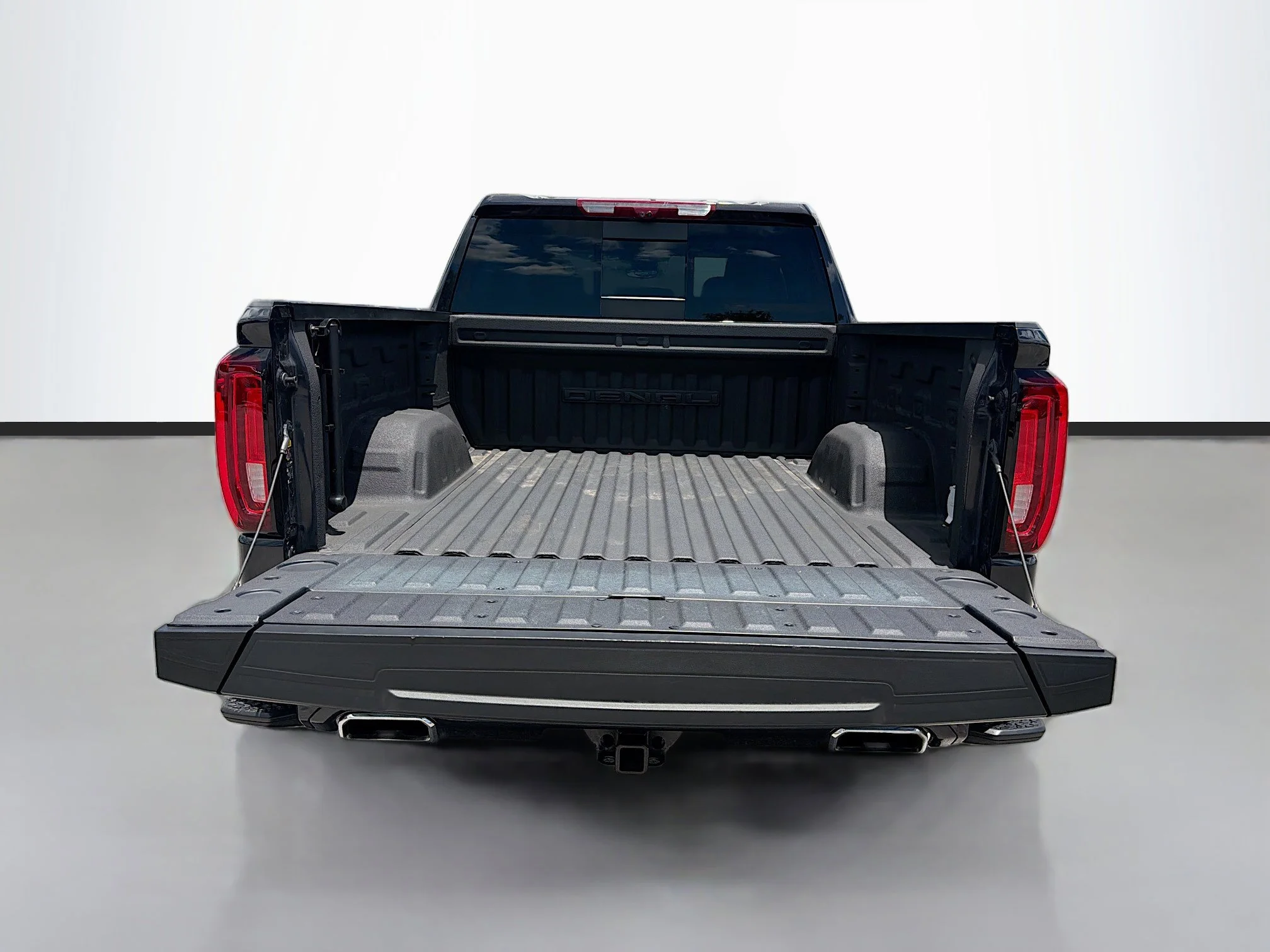Used 2024 Titanium Rush Metallic GMC Denali image 12