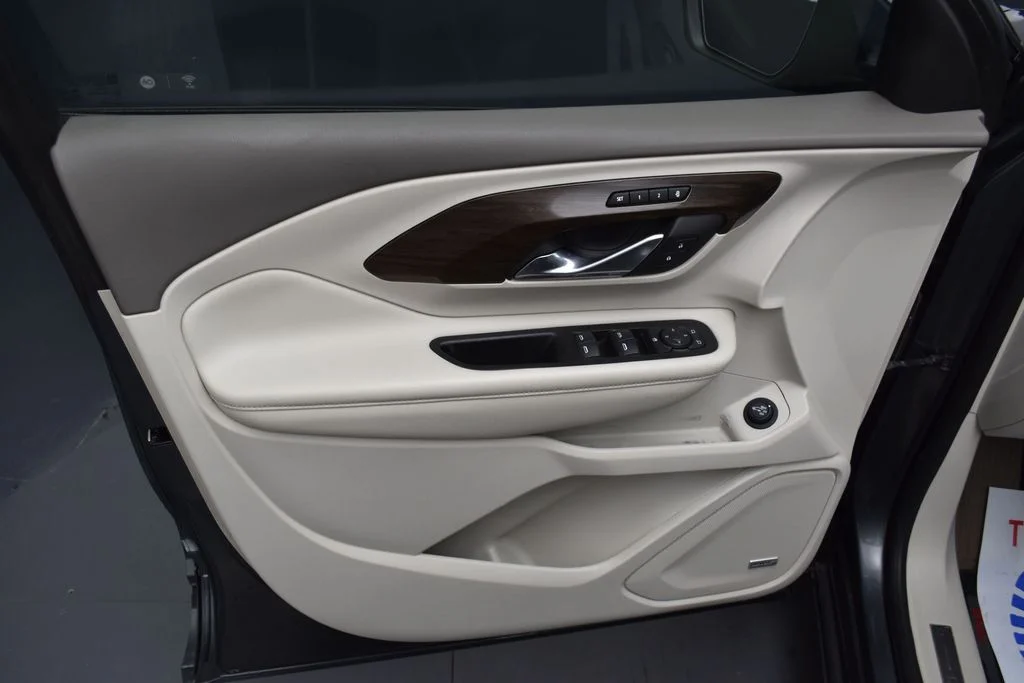 Used 2020 Gray GMC Denali image 20
