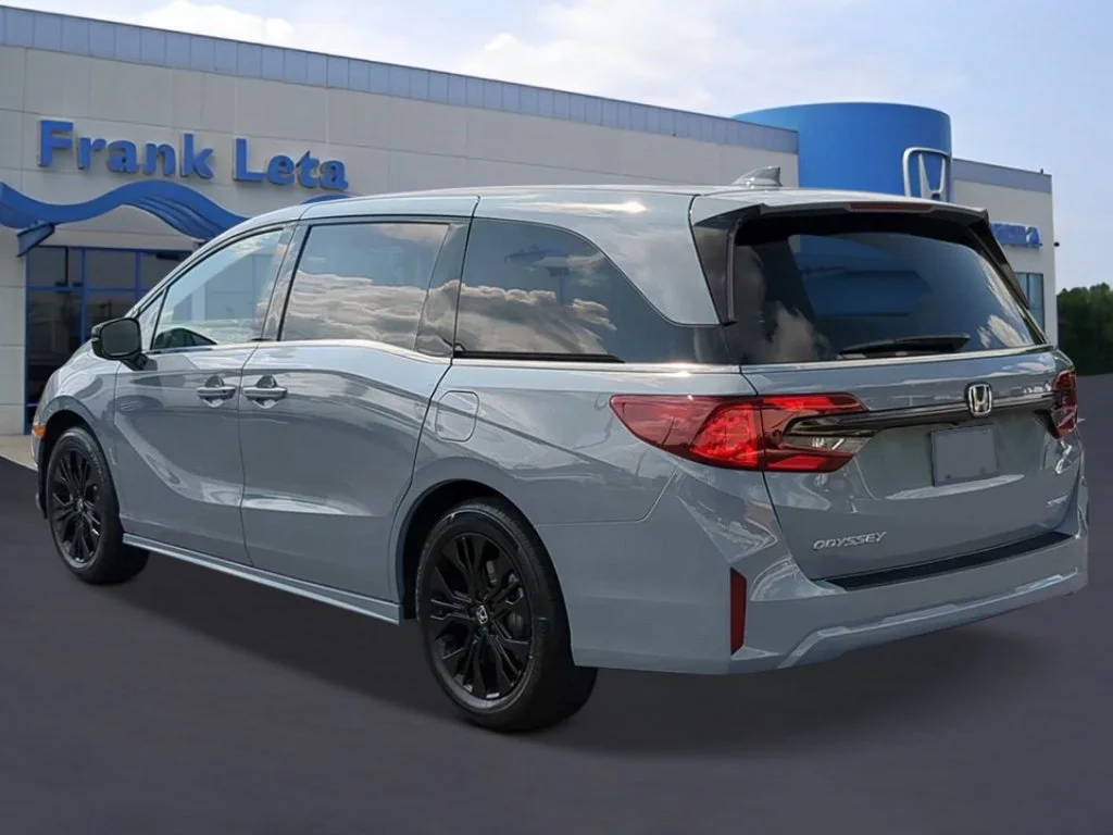 New 2027 Gray Pearl Honda Sport-L image 3