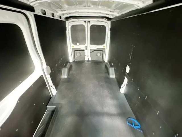 New 2026 Oxford White Ford Base image 16