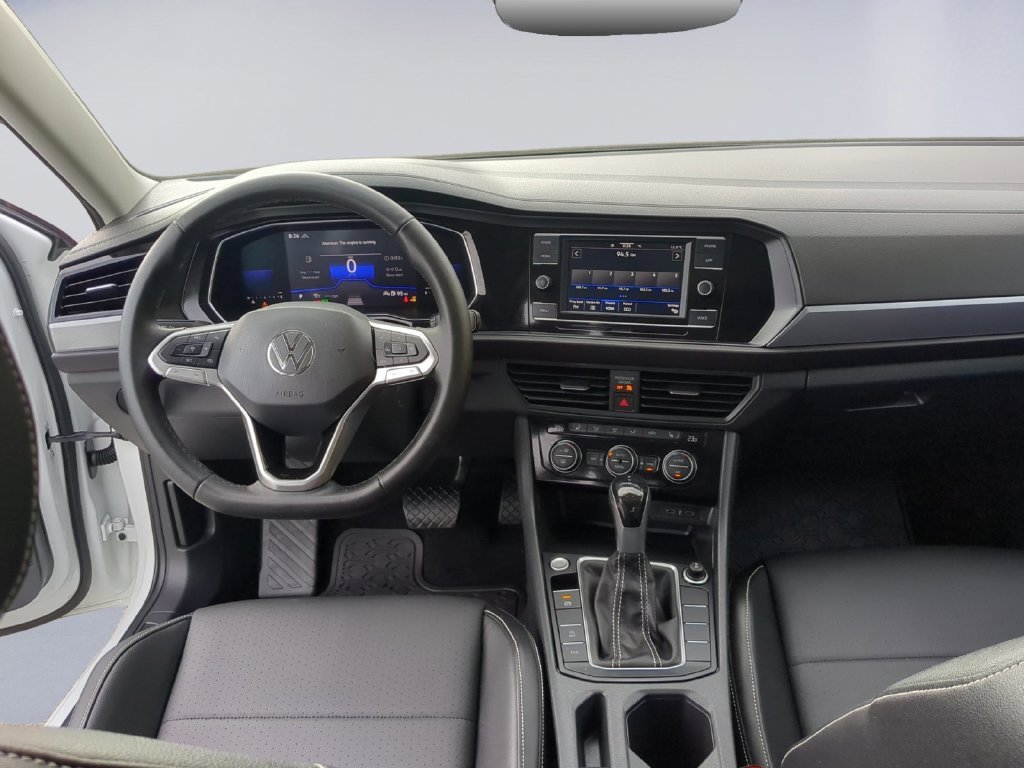 Used 2022 White Volkswagen 1.5T SE image 13