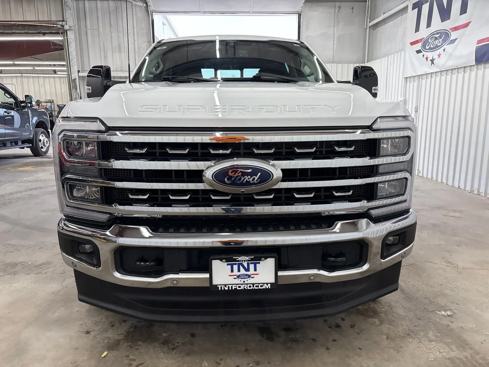 Used 2024 Oxford White Ford Lariat image 3