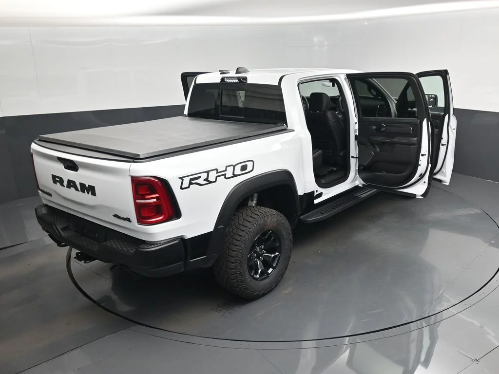 Used 2026 White Ram RHO image 29