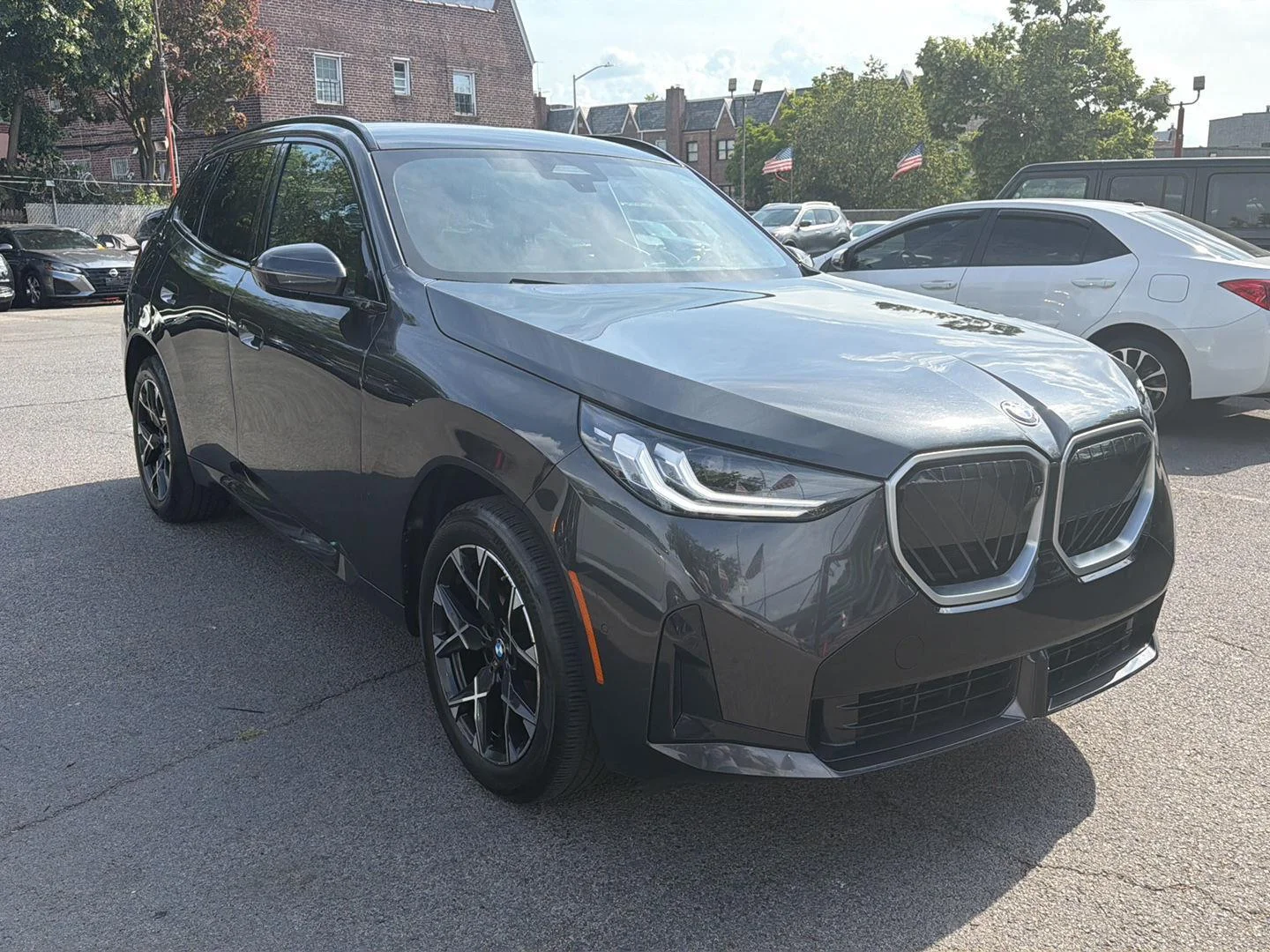 Used 2025 GRAY BMW 30 xDrive image 3