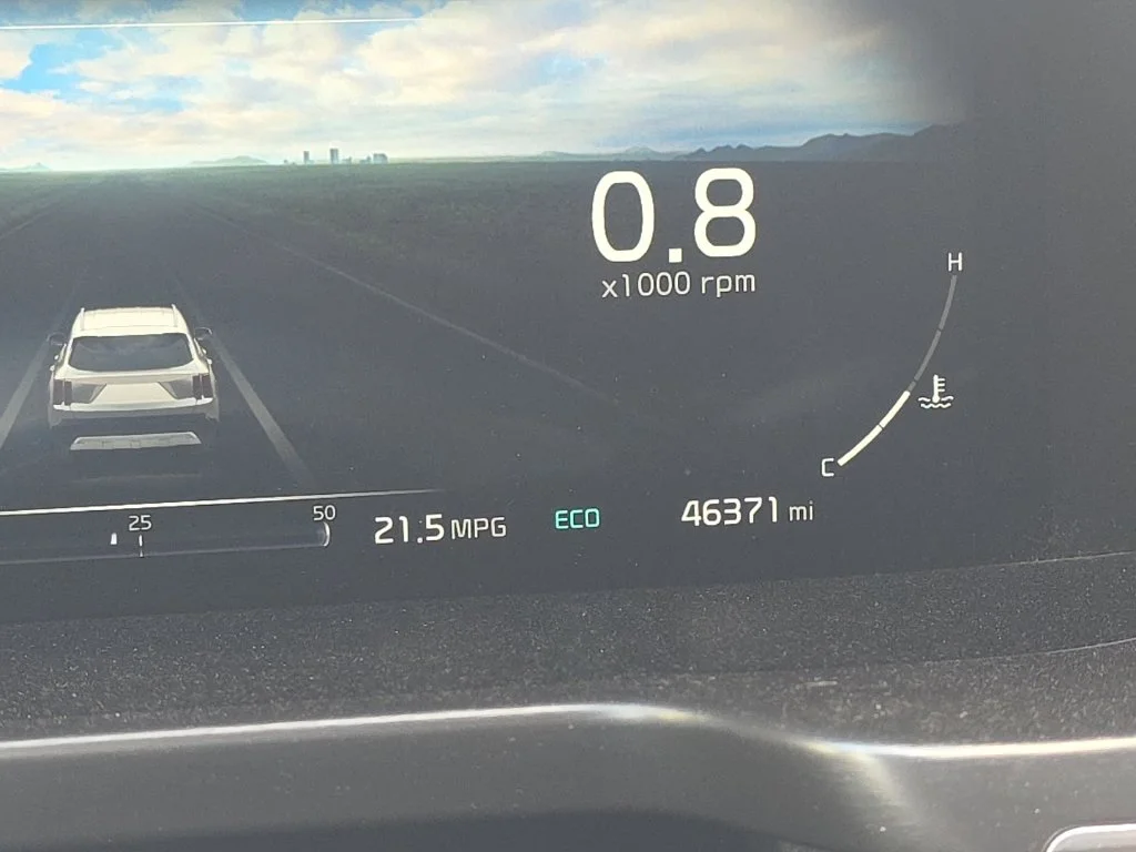 Used 2023 White Kia SX image 9
