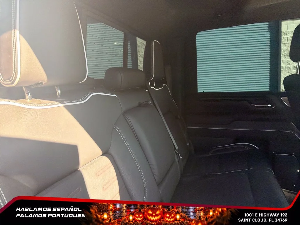 Used 2024 Summit White GMC AT4X image 27