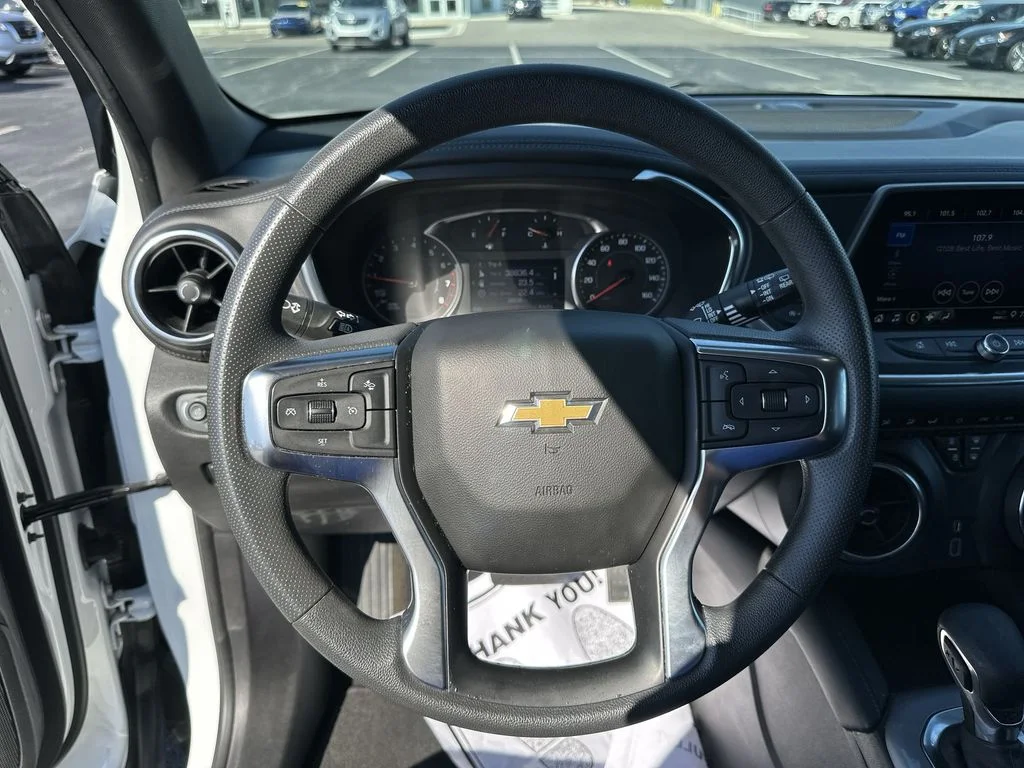 Used 2022 White Chevrolet LT image 20