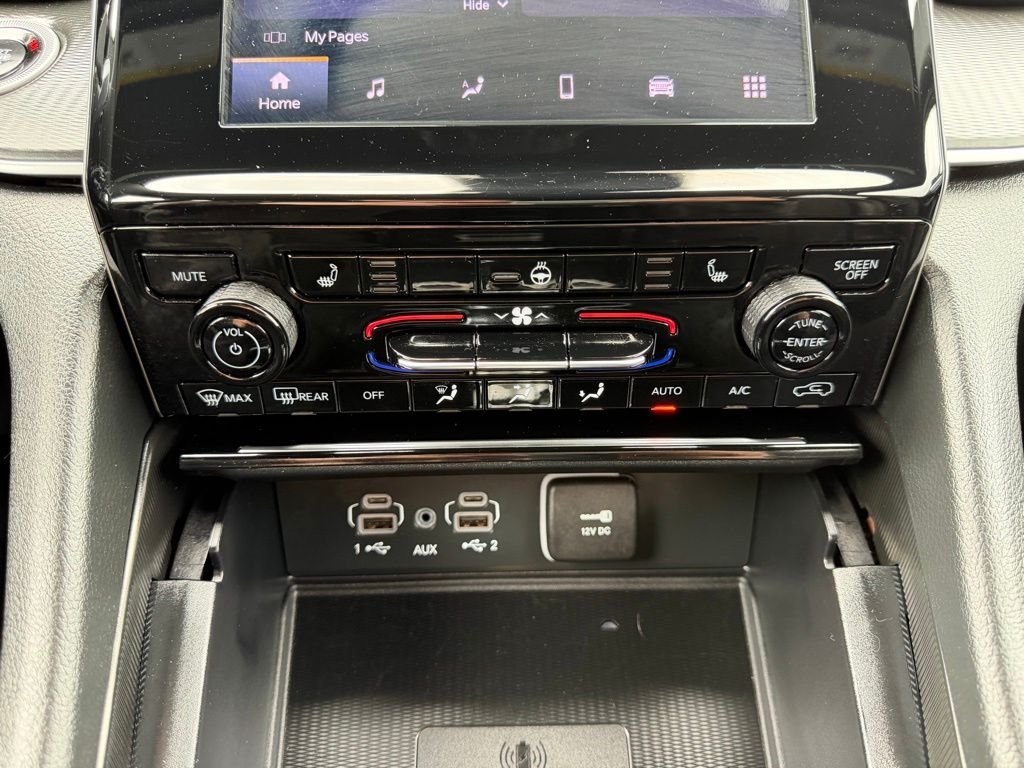 Used 2025 Black Jeep Altitude X image 22