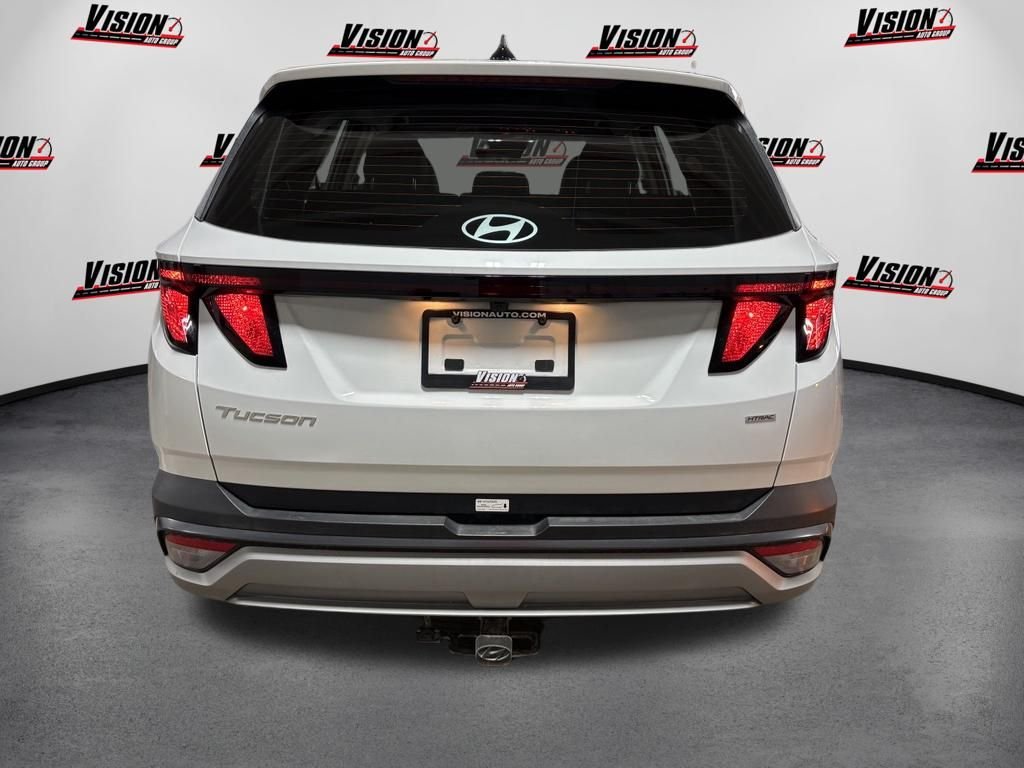 Used 2026 White Hyundai SE image 6