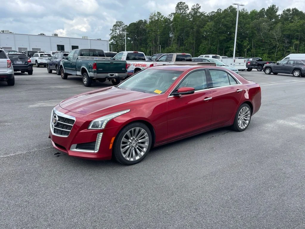 Used 2014 Red Cadillac 3.6L Luxury image 3