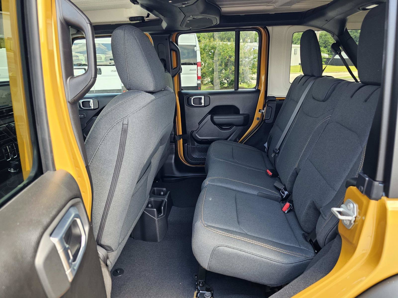New 2026 Goldilocks Exterior Paint Jeep Sport S image 31