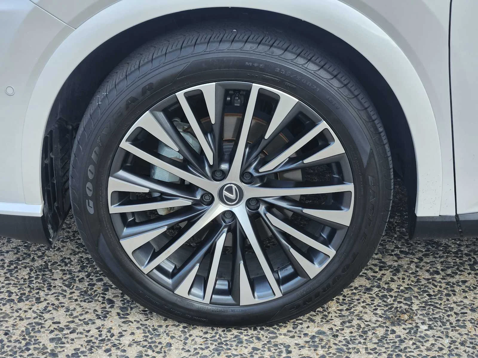 Certified Used 2025 EMINENT WHITE PEARL Lexus Premium Plus image 7
