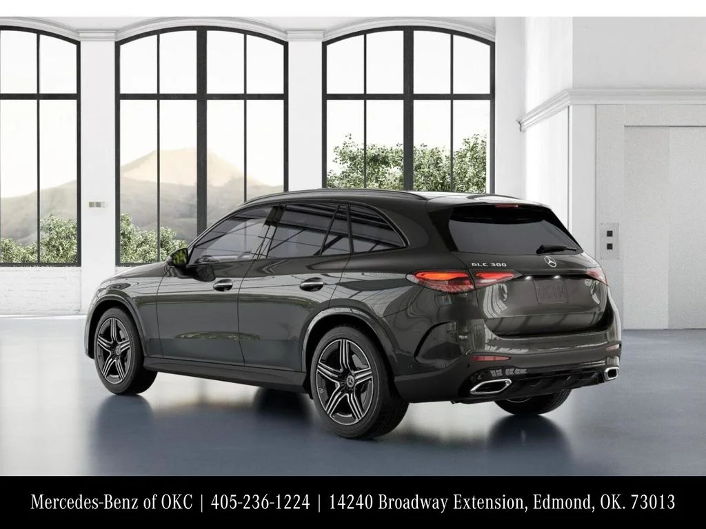 Used 2026 Gray Mercedes-Benz GLC 300 image 29