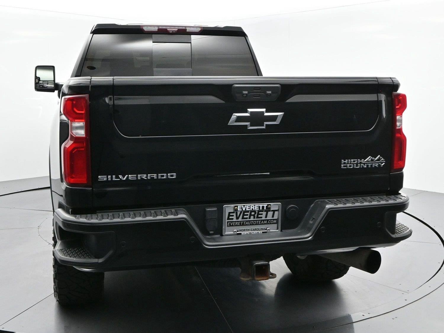 Used 2023 BLACK Chevrolet High Country image 5