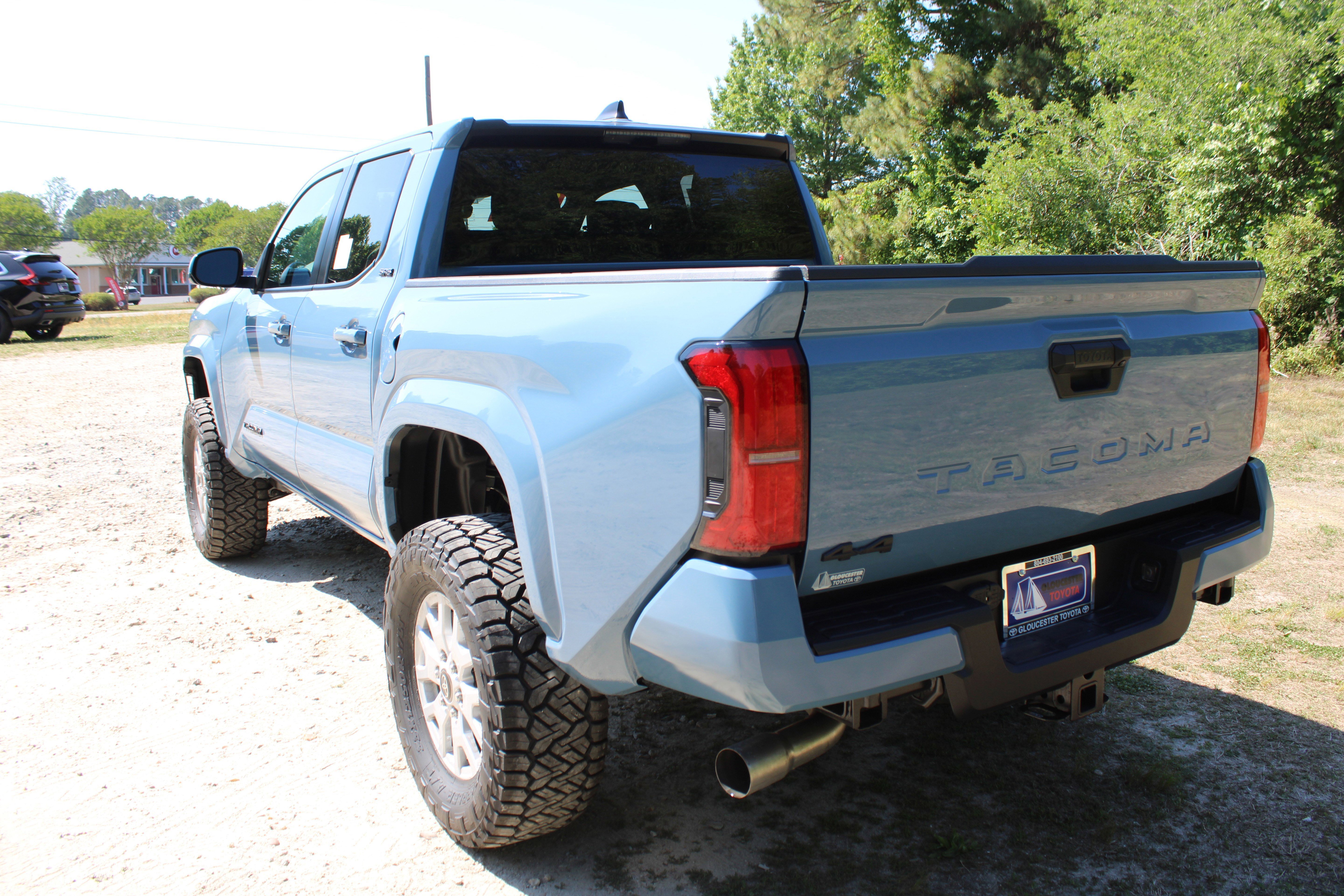 2026 Toyota Tacoma SR5 - Photo 7