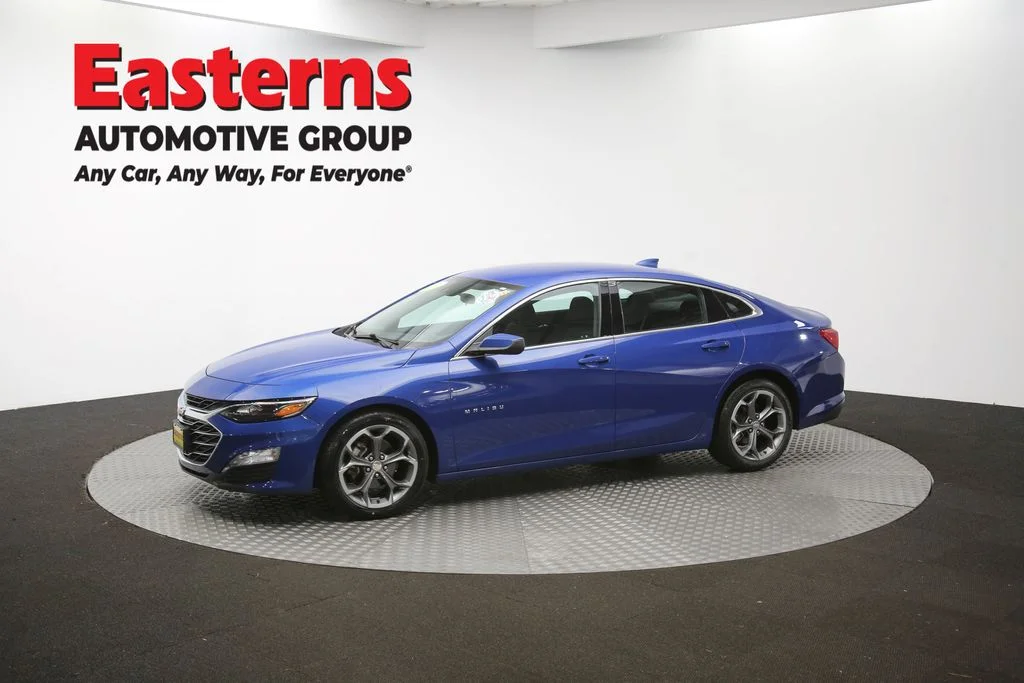 Used 2023 Blue Chevrolet LT image 57
