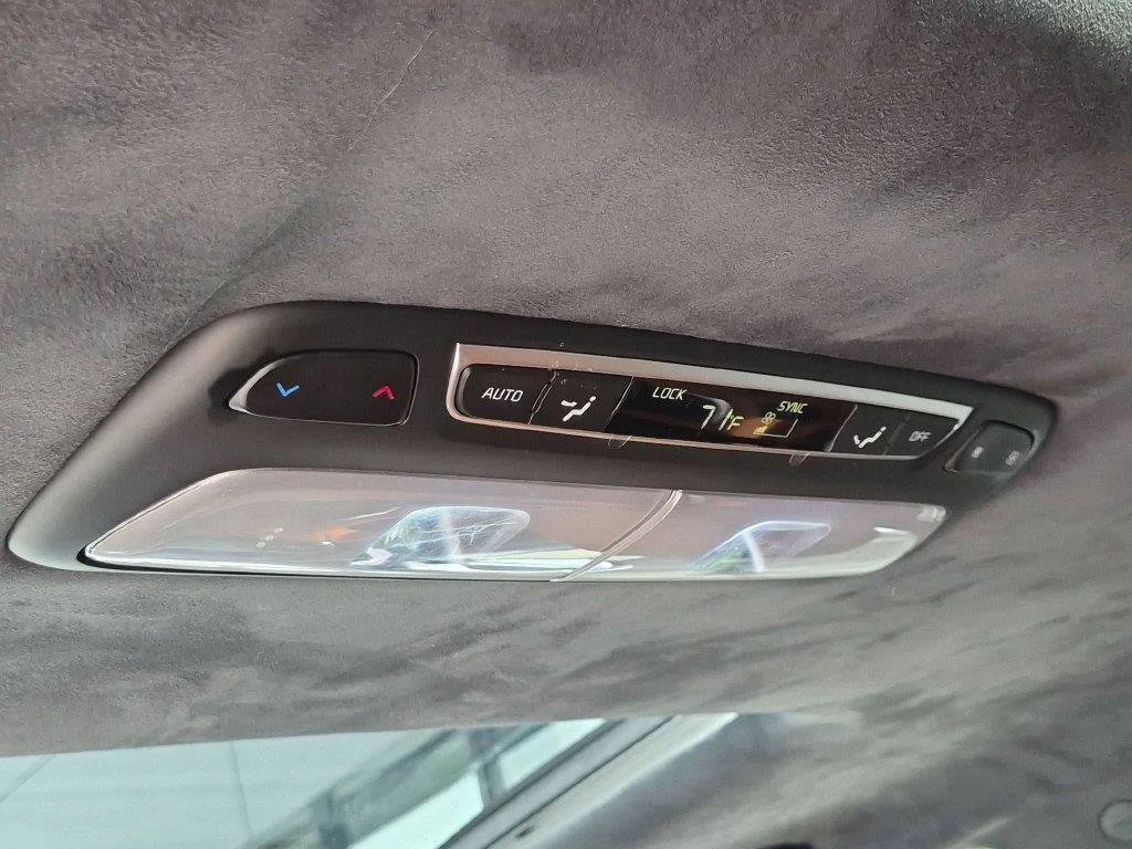 Used 2023 White Kia SX-Prestige X-Line image 29