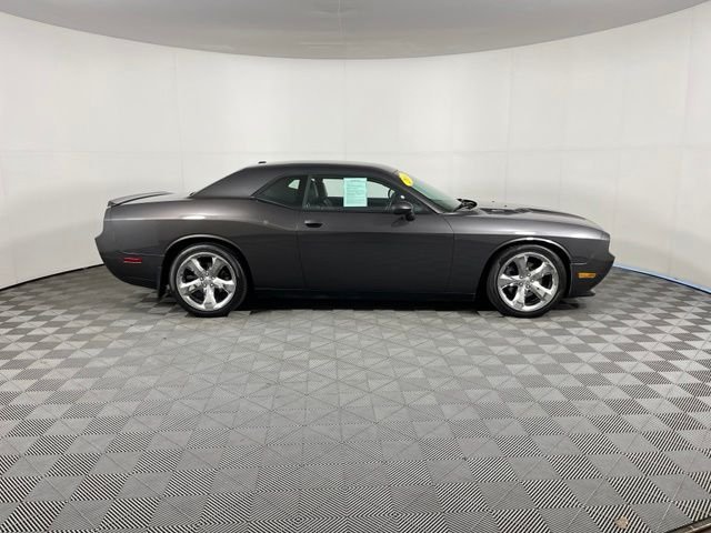 Used 2014 Gray Dodge R/T image 8