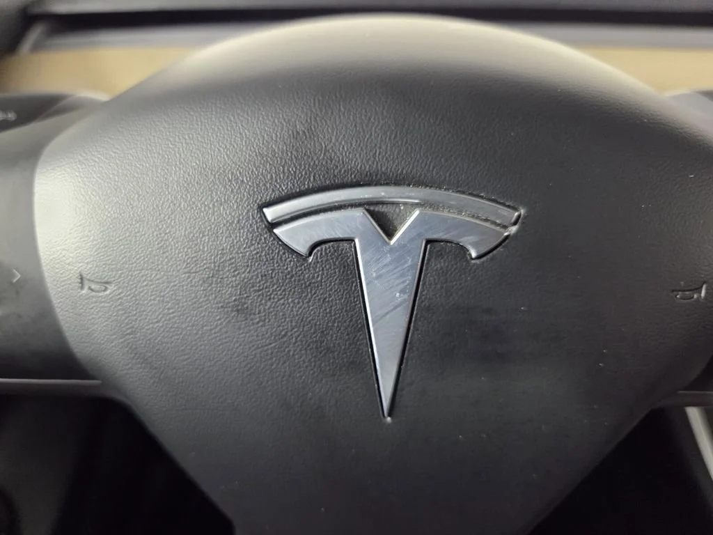 Used 2020 White Tesla Long Range image 20