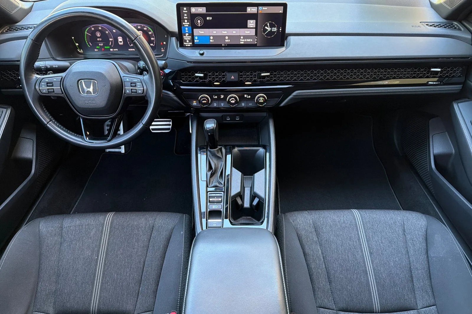 Used 2023 Platinum White Pearl Honda Sport image 14