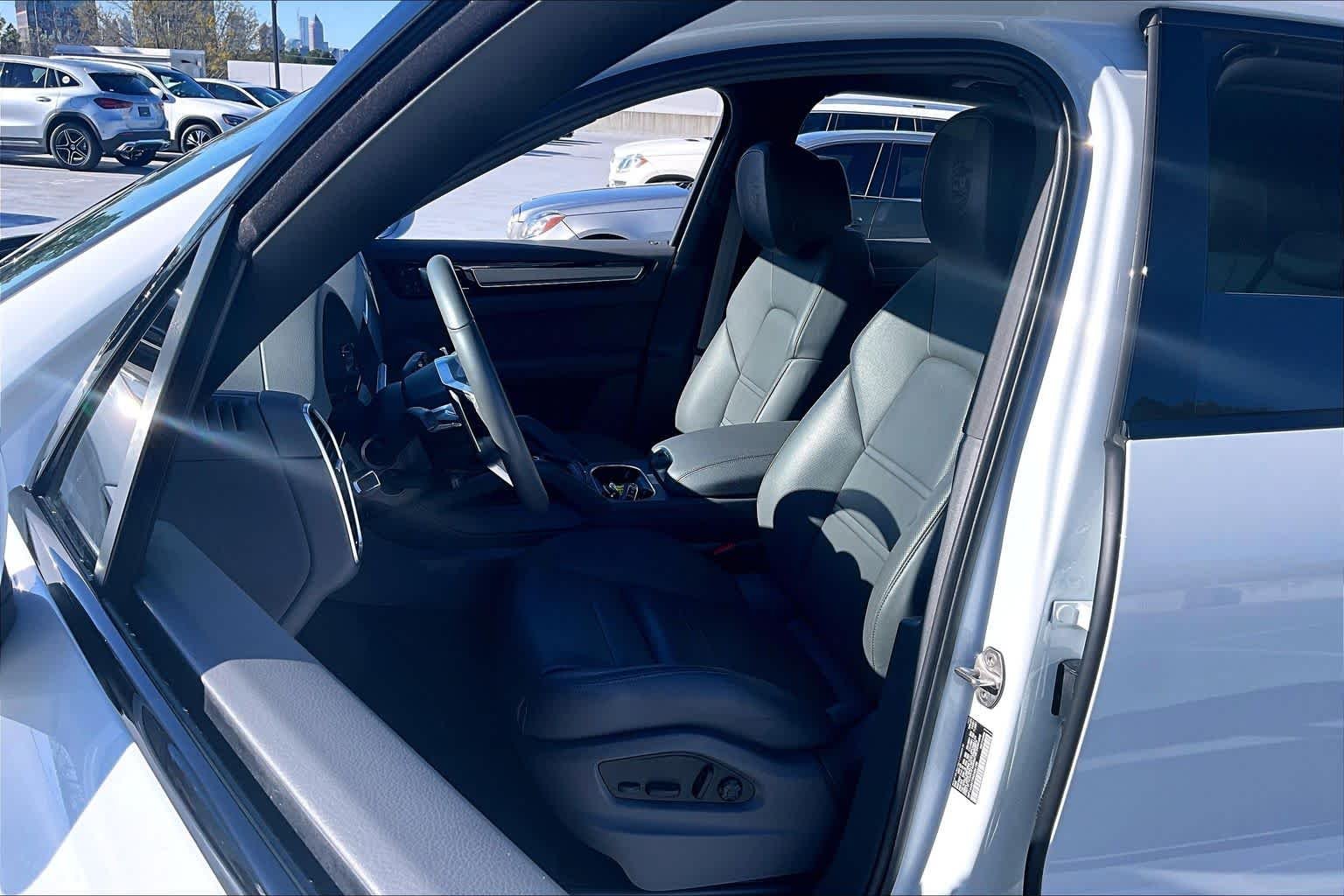 Used 2022 Carrara White Metallic Porsche Platinum Edition image 14