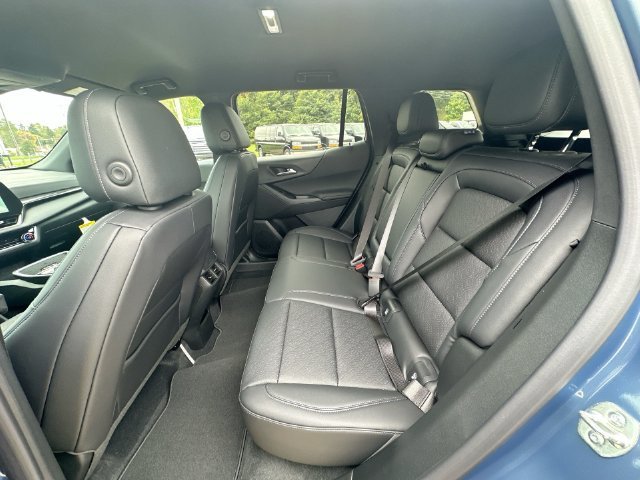 2027 Chevrolet Equinox LT - Photo 34